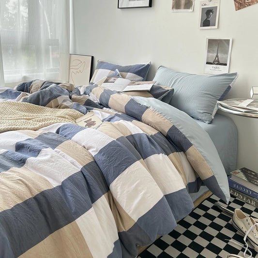 "Striped Grid Minimalist Washed Cotton Bedding Set - Queen Size"